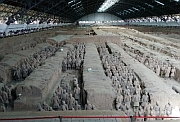 世界遺産「秦 始皇帝陵 兵馬俑」
《クリックで大きな画像》